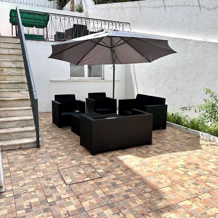 Oieras Beach Suite 2 - Large Double Room With En-Suite Bathroom And Balcony 오이라스 외부 사진