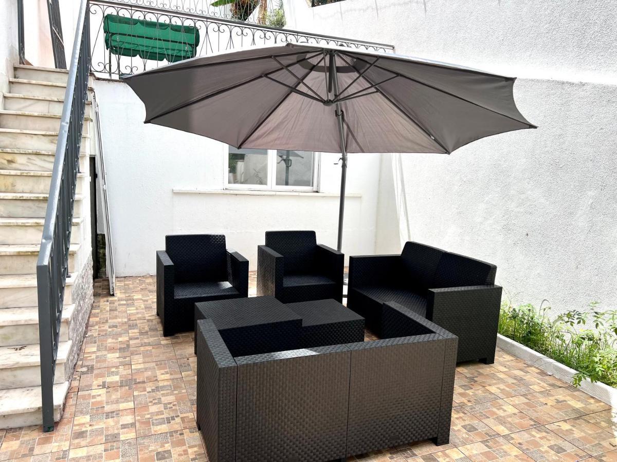 Oieras Beach Suite 2 - Large Double Room With En-Suite Bathroom And Balcony 오이라스 외부 사진